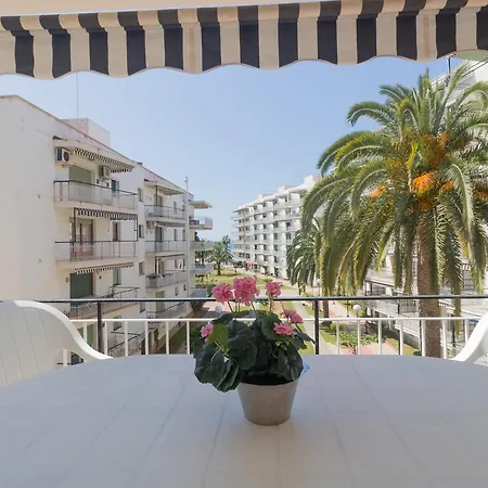 Aries Luxe Iberplaya Апартаменты Салоу