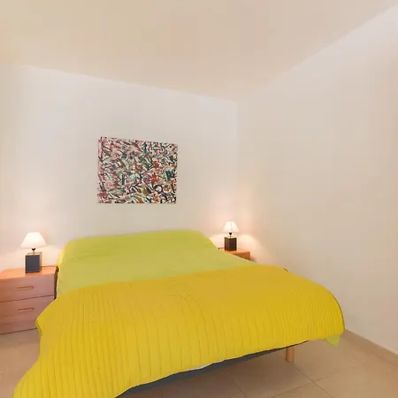 Aries Luxe Iberplaya Салоу